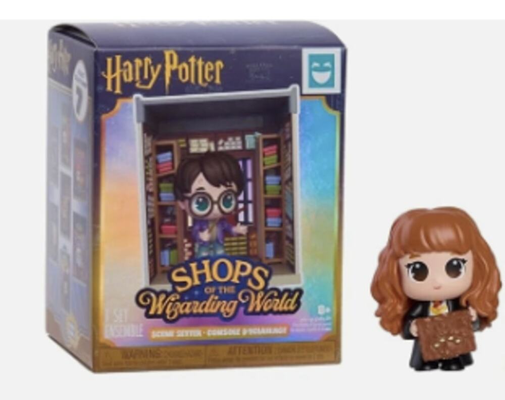 Harry Potter Shops of the Wizarding World, HERMIONE Scene Setter, Sealed Bx, New